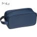 Elegante Kosmetiktasche aus PU-beschichtetem Nylon mit viel Stauraum, robustem Reißverschluss und praktischen Schlaufen zum Aufhängen. Dezentes MoLu-Branding und gut sichtbare Werbefläche auf der Vorderseite – stilvoll, funktional, werbewirksam.