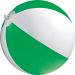 Strandball in Weiß und Grün mit individueller Werbung - perfekt für naturnahe Erlebnisse am Strand