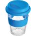 Glas-Trinkbecher mit blauem Silikondeckel und blauer Manschette, 300 ml – stilvoll, nachhaltig und personalisierbar.